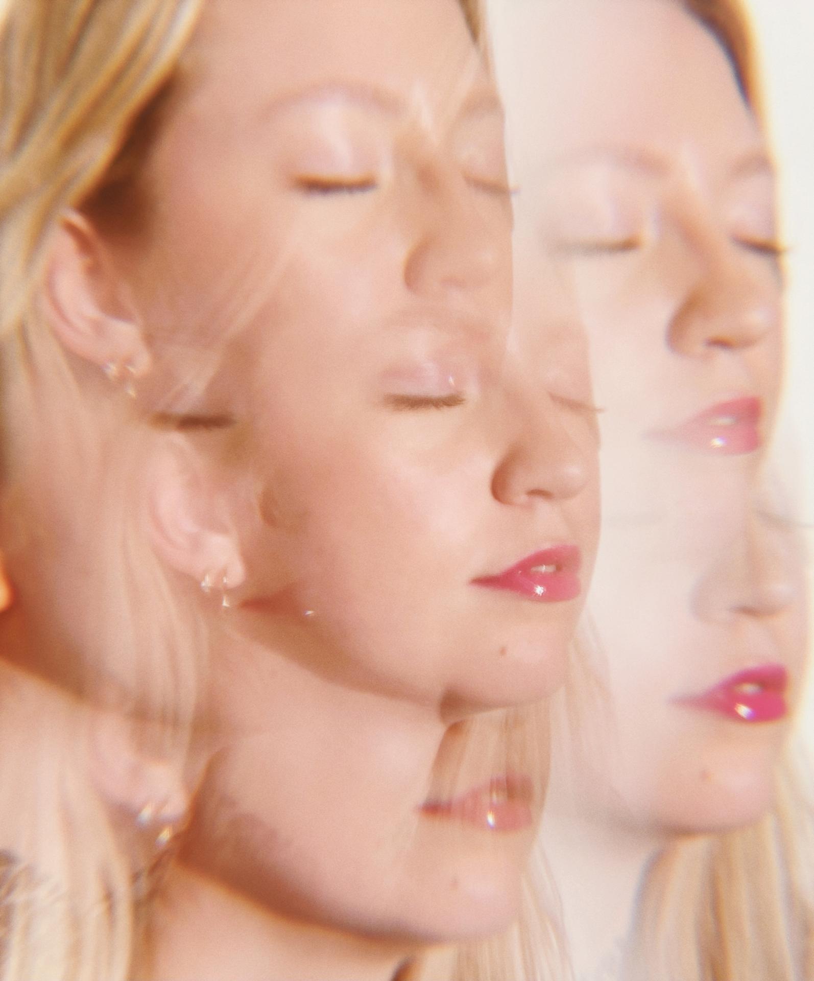 Hattie Carline | Fashion