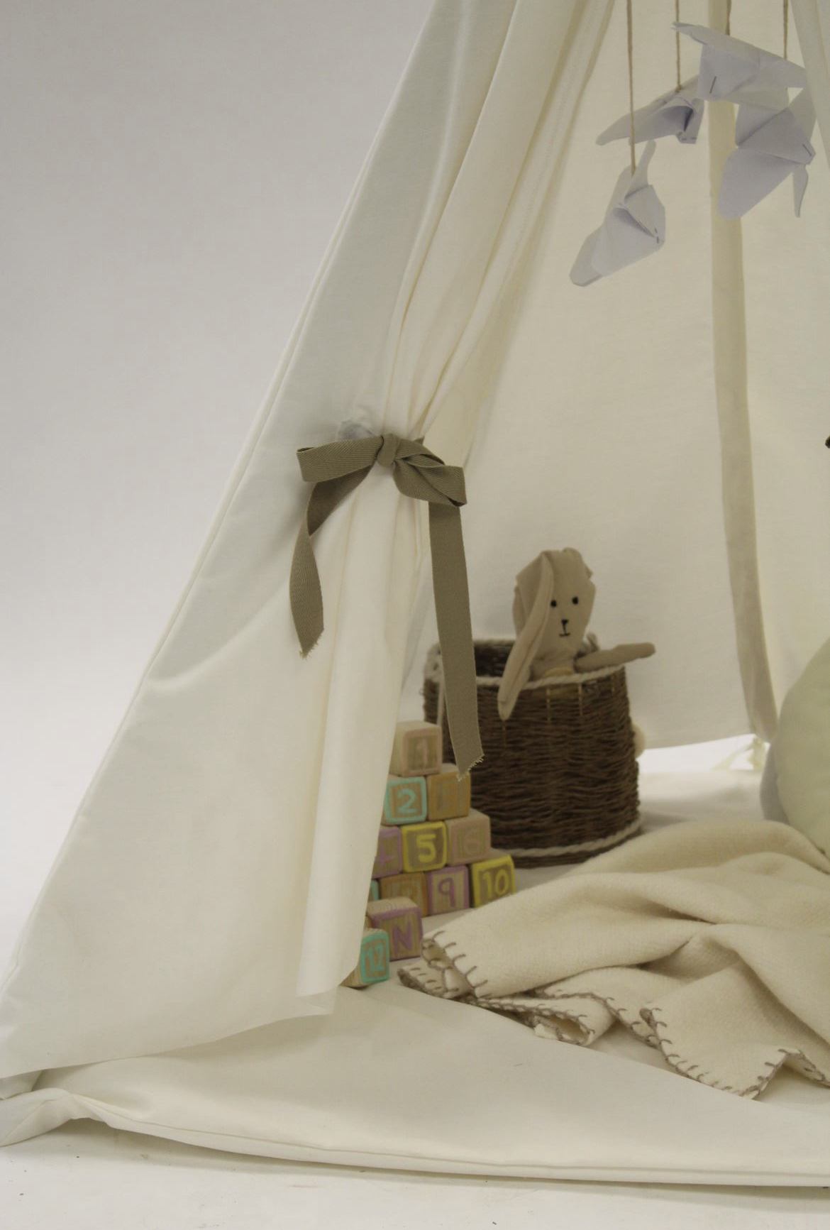 Rebecca Ames | Pre-degree & Foundation Studies 5