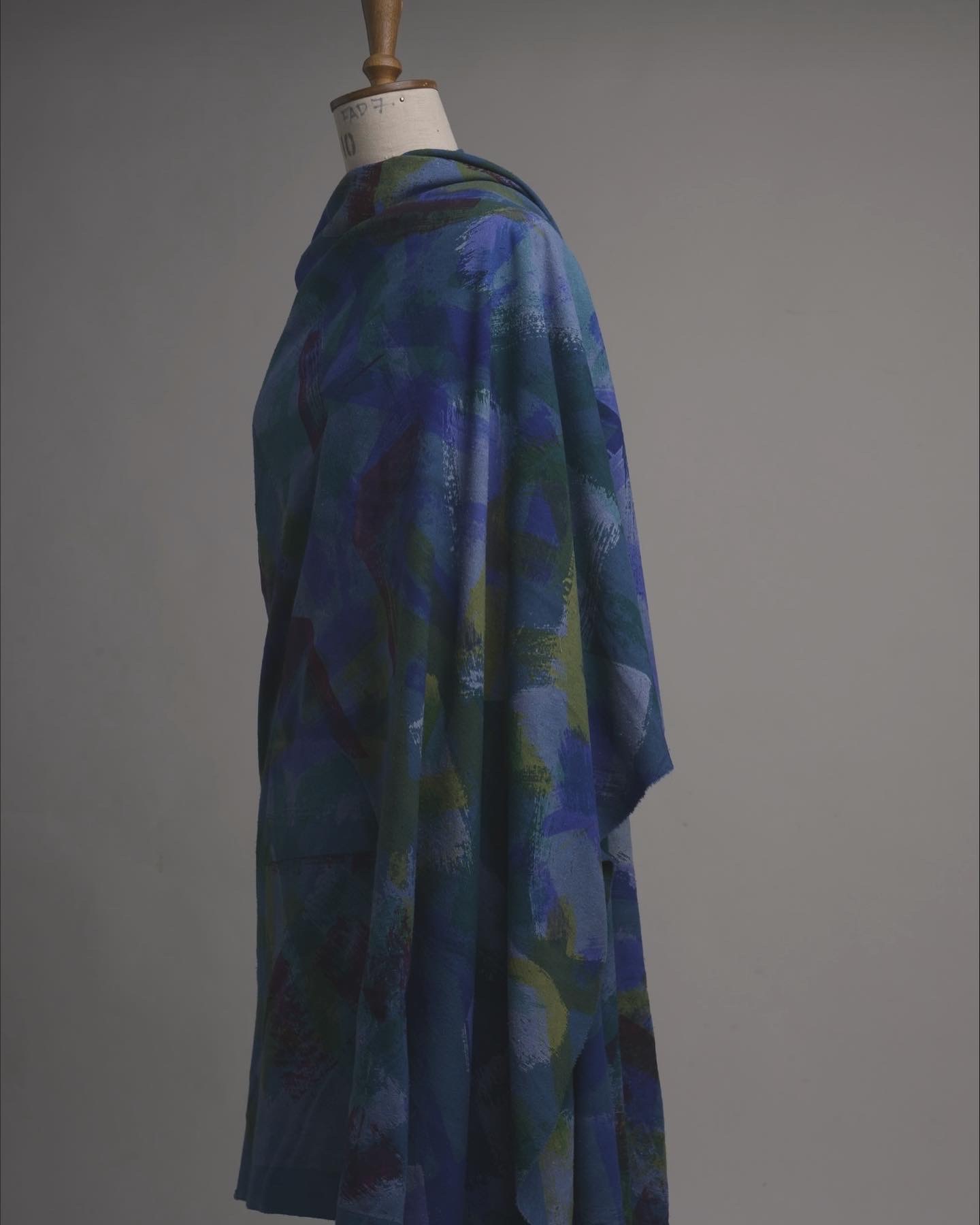 Dana Vingra | Fashion & Textiles