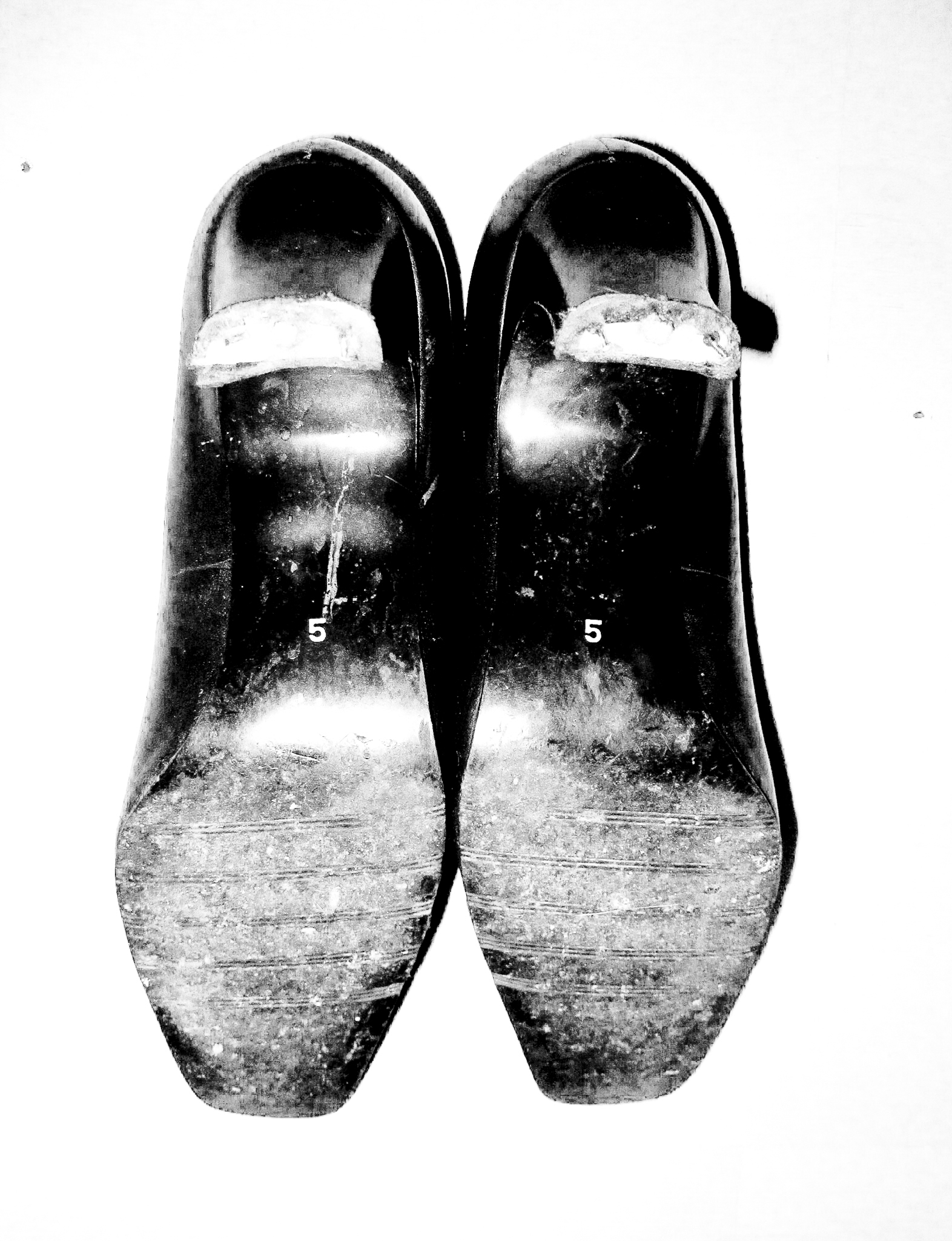 Poppy Tester | Fashion & Textiles