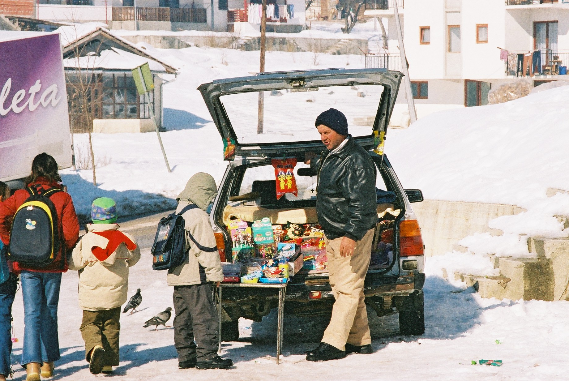 Floss Bowler | Graphic Design 1